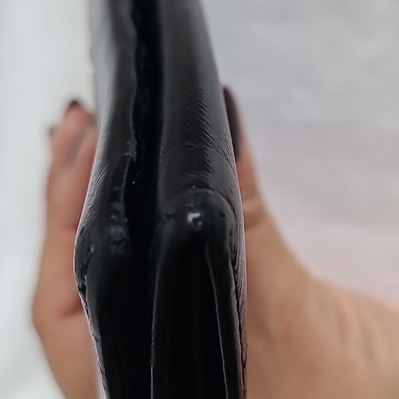 Salvatore Ferragamo Black Snap Wallet - Picture 16 of 16